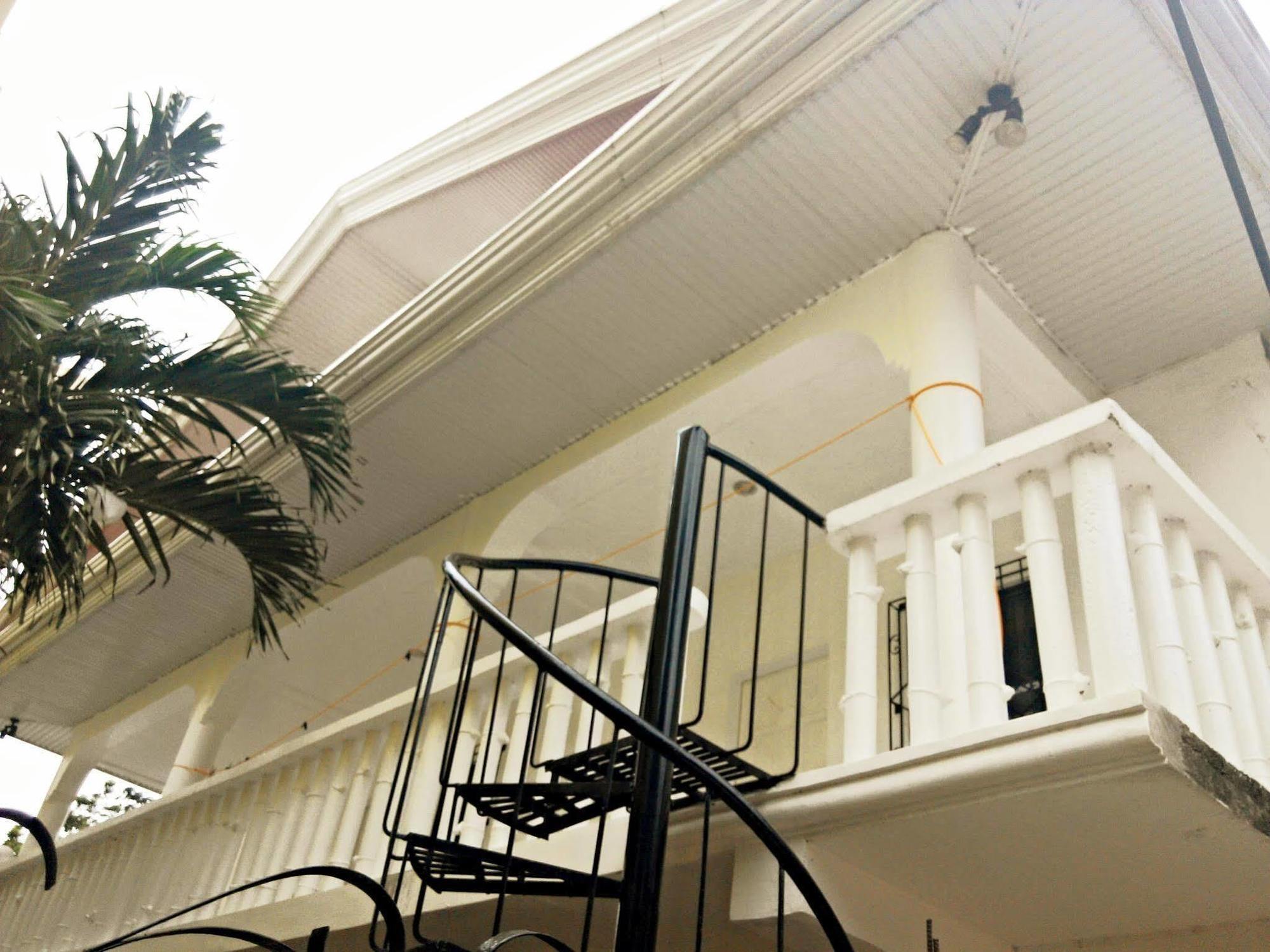 812 Angol Boracay Экстерьер фото